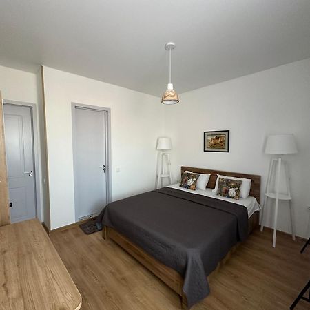 טביליסי Hotel Home מראה חיצוני תמונה