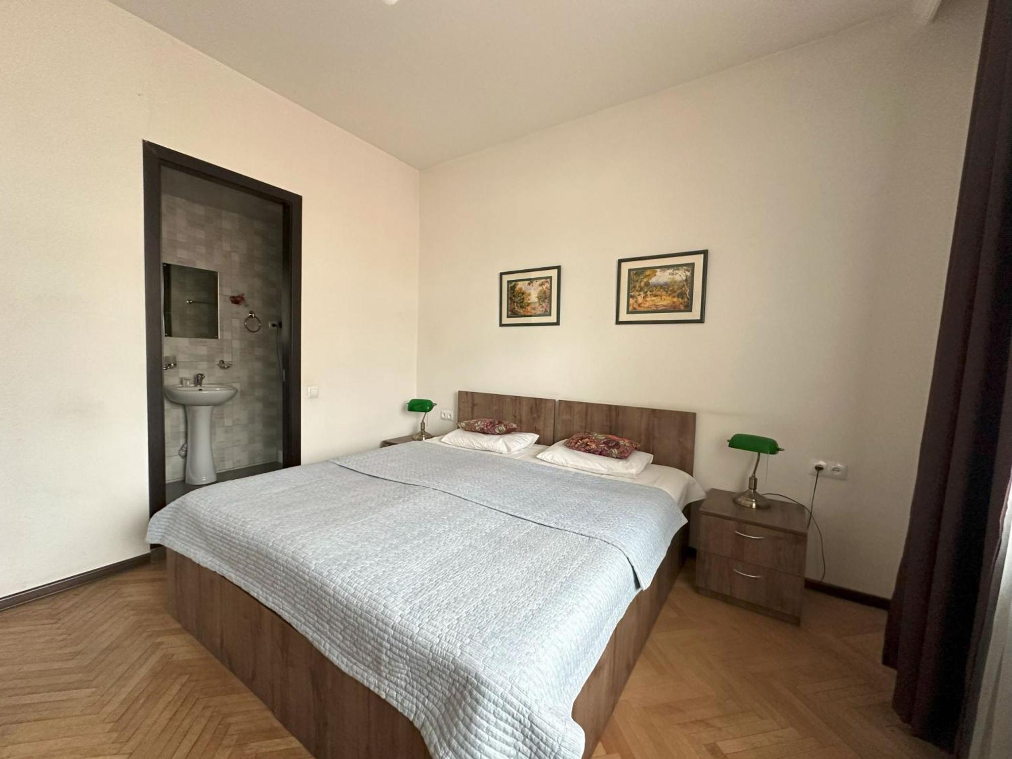 טביליסי Hotel Home מראה חיצוני תמונה