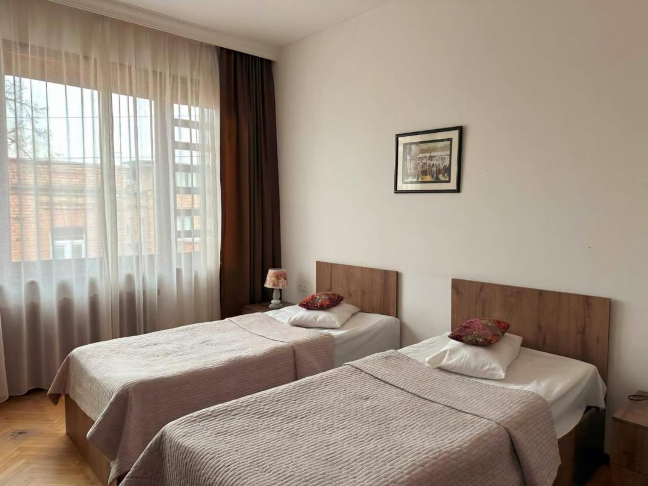 טביליסי Hotel Home מראה חיצוני תמונה